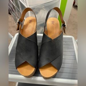 BC Cougar Platform Wedge Sandal Women’s Sz 11 APPROX. 4" HEEL, 1.5" PLATFORM -